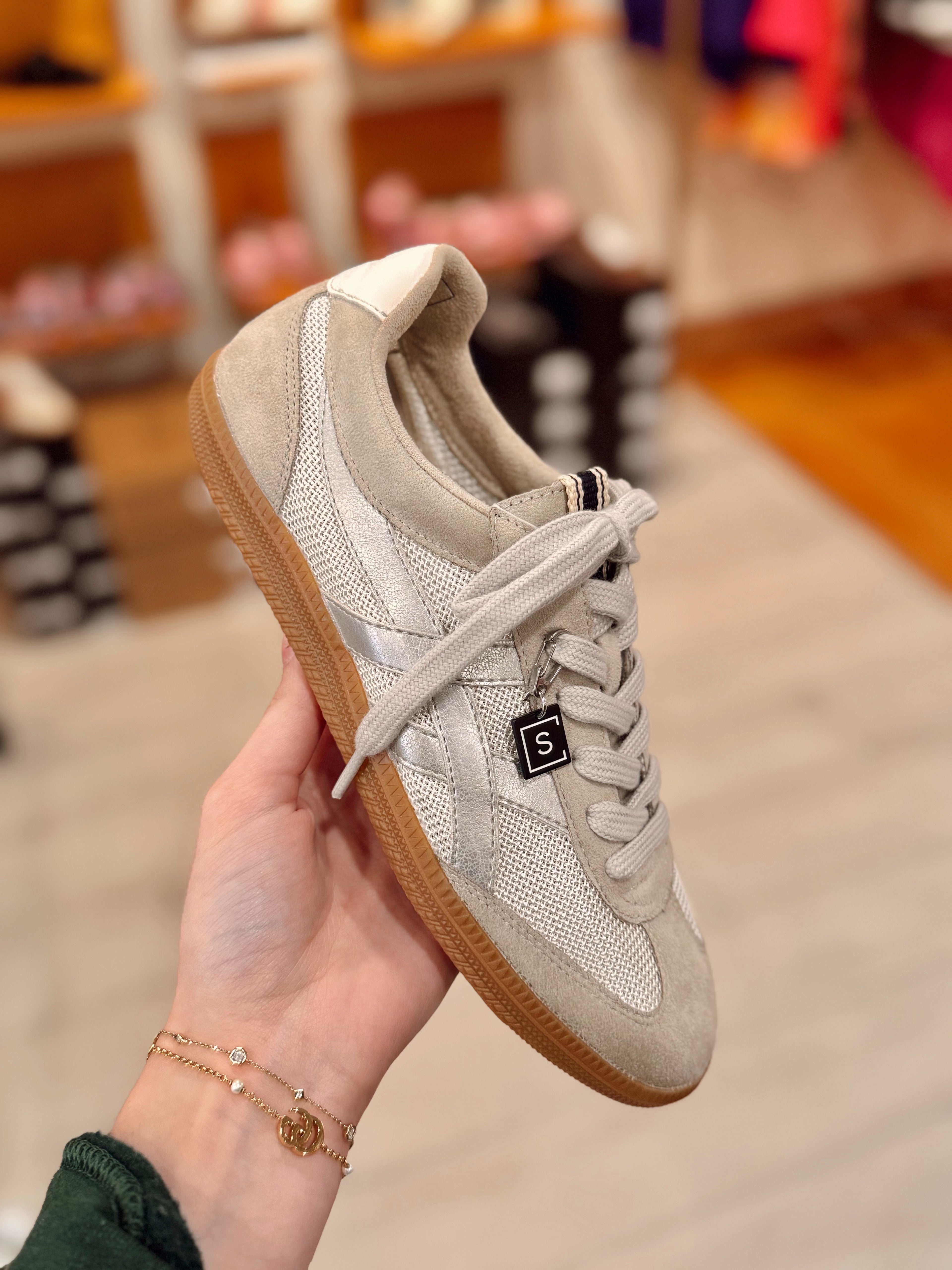 SASHA Sneaker